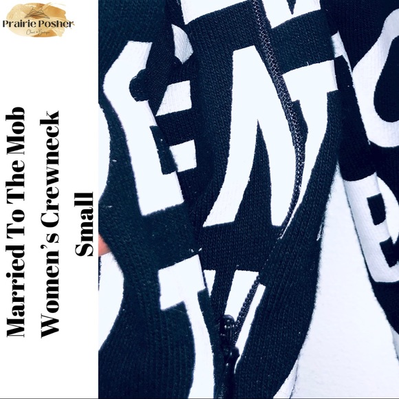 Married To The Mob Crewneck With Pockets, Womens Small, NWOT, PrairieposherCA - Picture 3 of 4